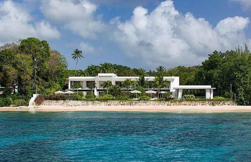 ویلای Alaya یکی از ویلاهای مشهور جهان و فوق لاکچری ساحلی کشور جزیره ای باربادوس است
