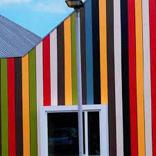 مورد دیگری که به عنوان جدیدترین رنگ در نمای ساختمان استفاده می شود مالتی کالرها هستند