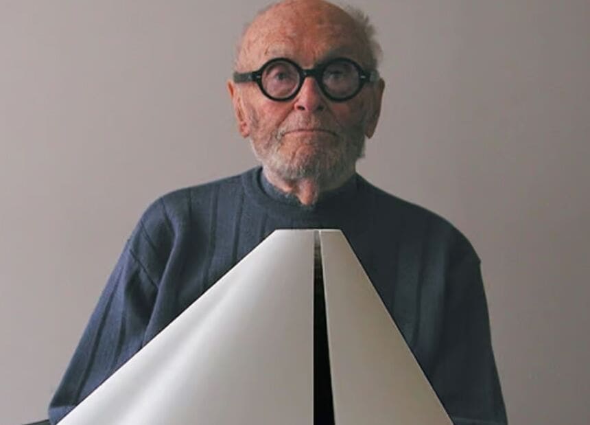 معمار آمریکایی که در سن 99 سالگی فوت کرد از معماران شاخص پست مدرن به حساب می آید