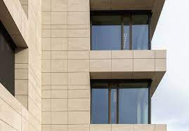 سرامیک های پرسلان را باید جزو بهترین نوع سرامیک برای نمای ساختمان در نظر گرفت 