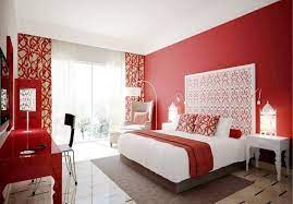رنگ قرمز وجه اشتراک تمامی گزینه های پیشنهادی برای اتاق خواب زوجین است
